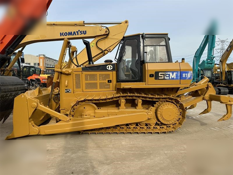 SEM 816 - Bulldozer: picture 1 SEM 816 - Bulldozer: picture 1