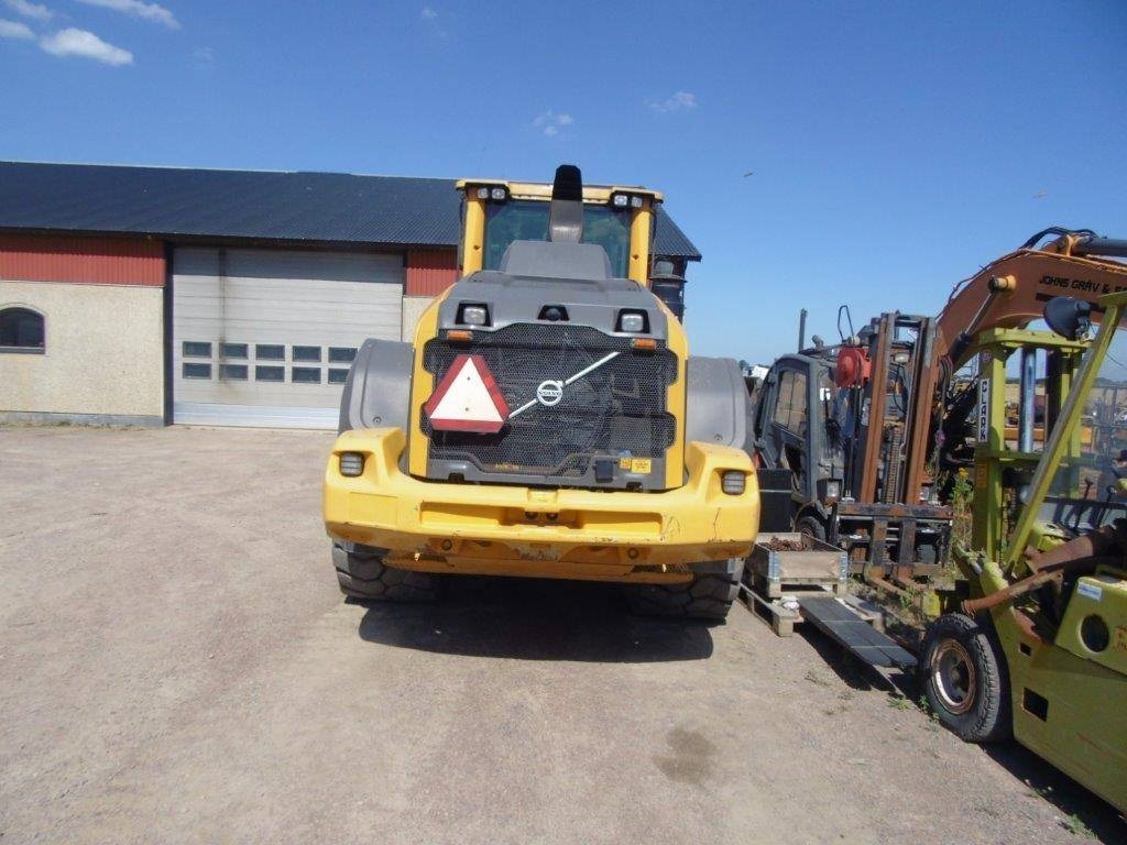 Volvo L110 H med optishift Fullutrustad med CDC-våg-kamr  - Wheel loader: picture 2 Volvo L110 H med optishift Fullutrustad med CDC-våg-kamr  - Wheel loader: picture 2
