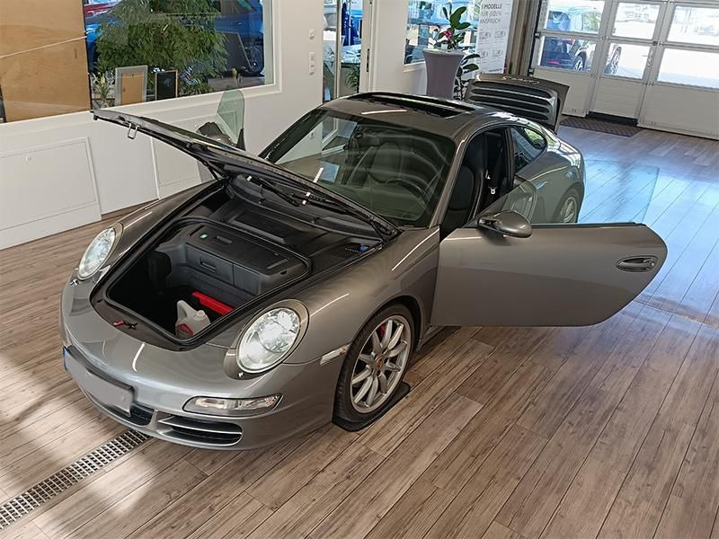 Porsche 911 Carrera S Coupe *3,8L 261kW*SCHALTER*S-DACH* - Coupe: picture 2 Porsche 911 Carrera S Coupe *3,8L 261kW*SCHALTER*S-DACH* - Coupe: picture 2