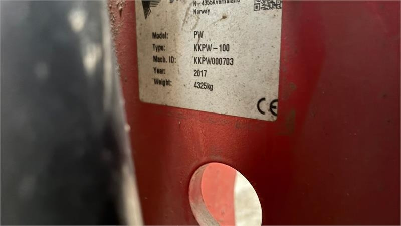 Kverneland PW100 Variomat 8 furet Med IP-pakker - Plow: picture 5 Kverneland PW100 Variomat 8 furet Med IP-pakker - Plow: picture 5