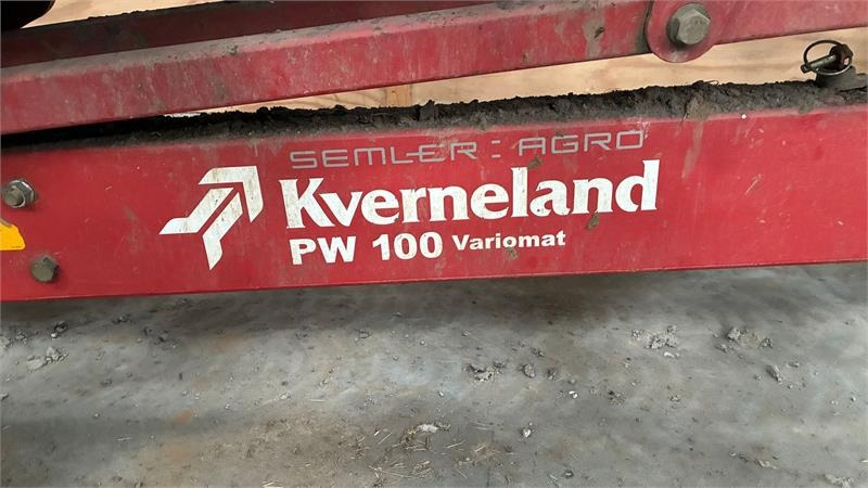Kverneland PW100 Variomat 8 furet Med IP-pakker - Plow: picture 4 Kverneland PW100 Variomat 8 furet Med IP-pakker - Plow: picture 4