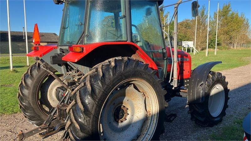 Massey Ferguson 4355 Power Shuttle 24-24 - Farm tractor: picture 4 Massey Ferguson 4355 Power Shuttle 24-24 - Farm tractor: picture 4