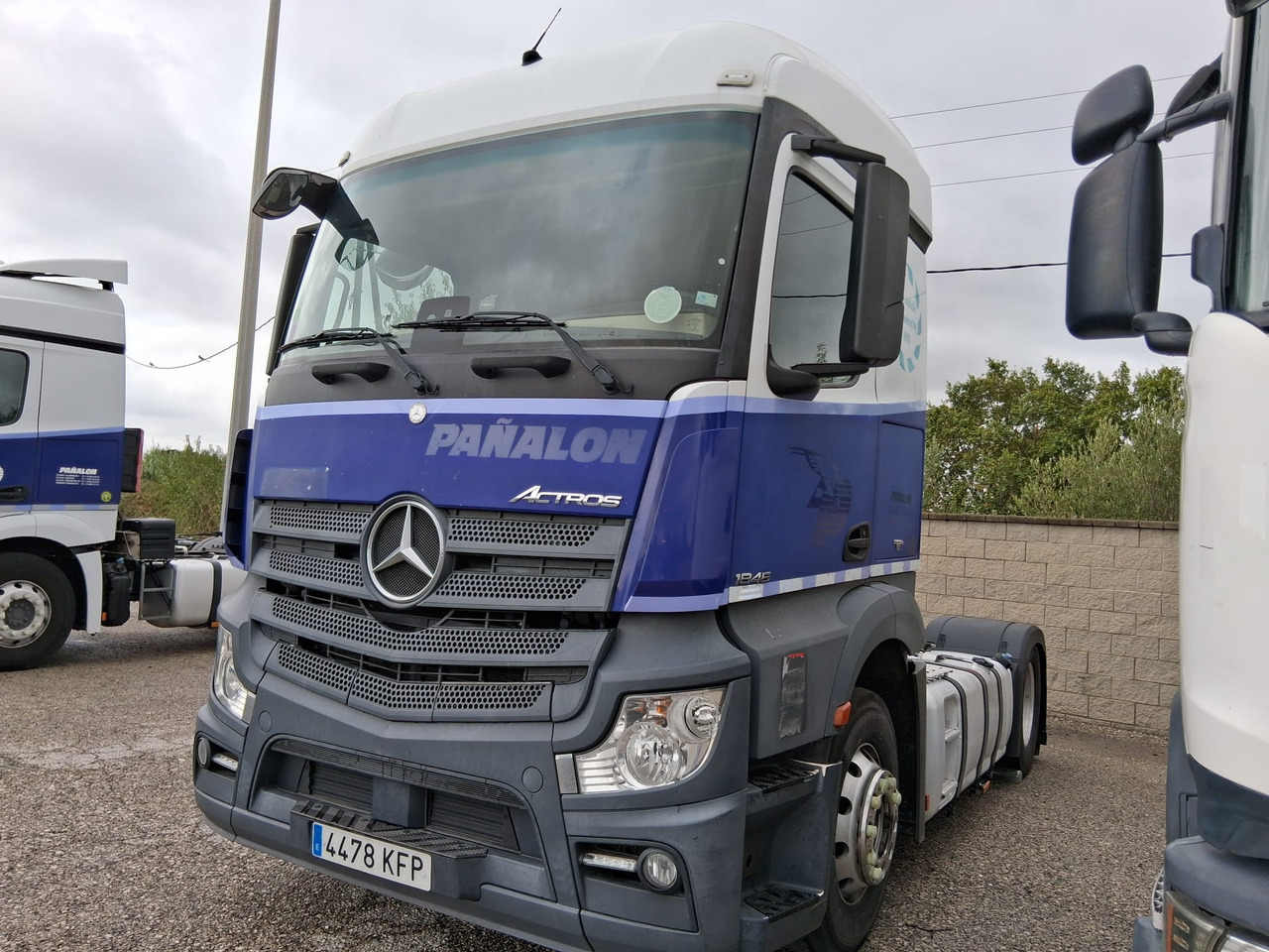 MERCEDES-BENZ 1845 LS - Tractor unit: picture 4 MERCEDES-BENZ 1845 LS - Tractor unit: picture 4