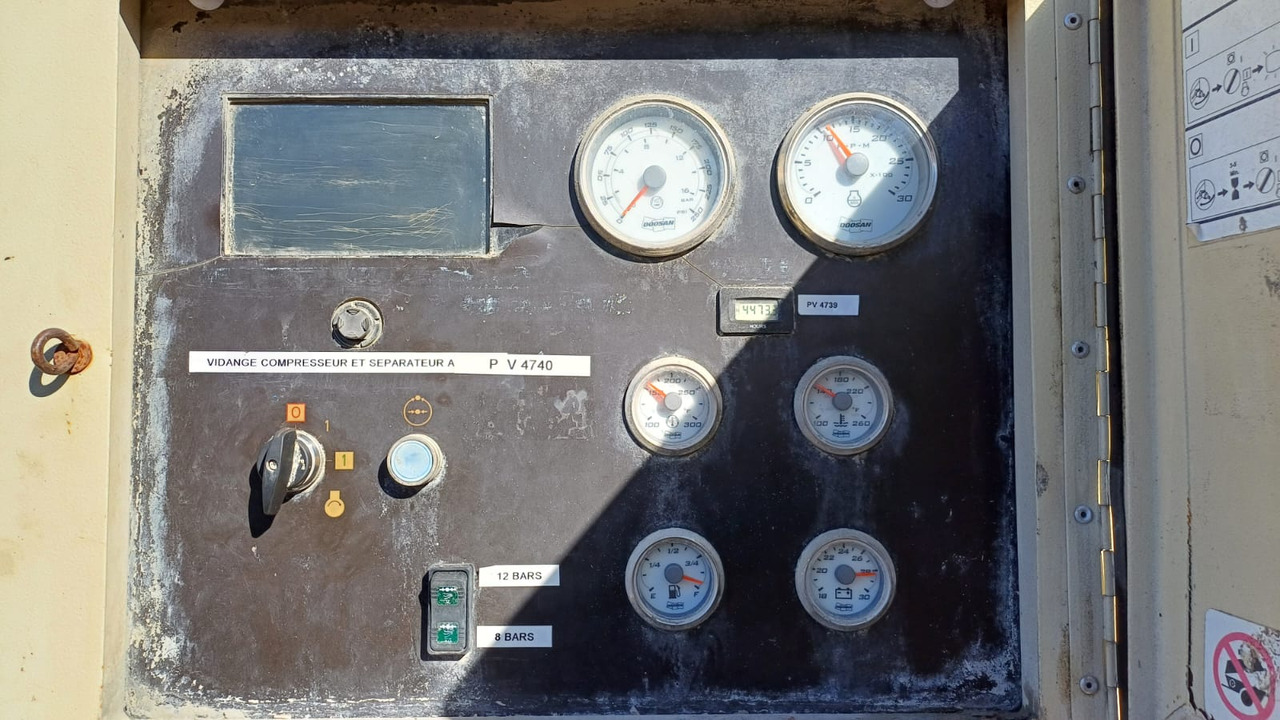 DOOSAN 12250 - Air compressor: picture 5 DOOSAN 12250 - Air compressor: picture 5