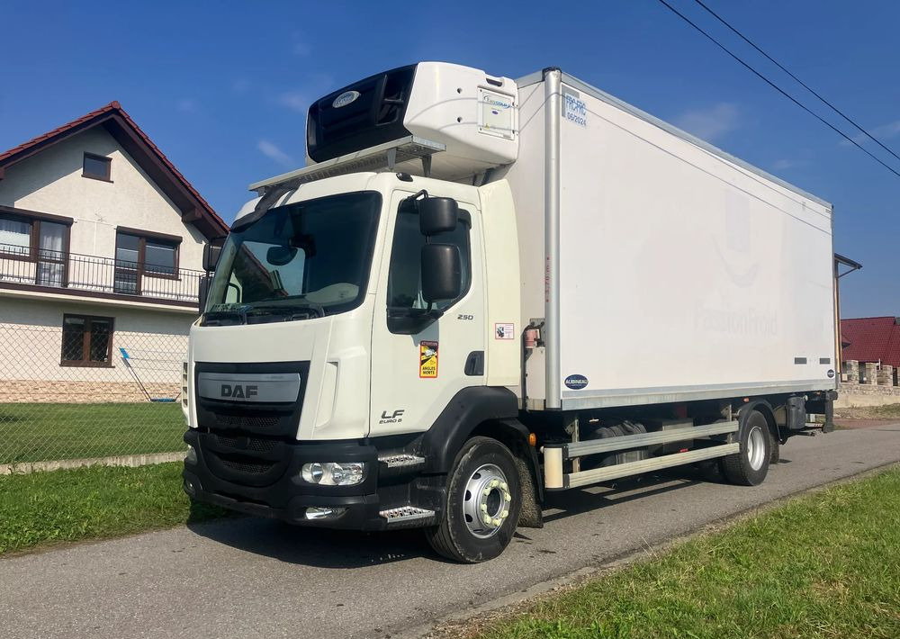 DAF Daf LF 16.250 chłodnia multi temperatura 16 palet - Refrigerator truck: picture 1 DAF Daf LF 16.250 chłodnia multi temperatura 16 palet - Refrigerator truck: picture 1