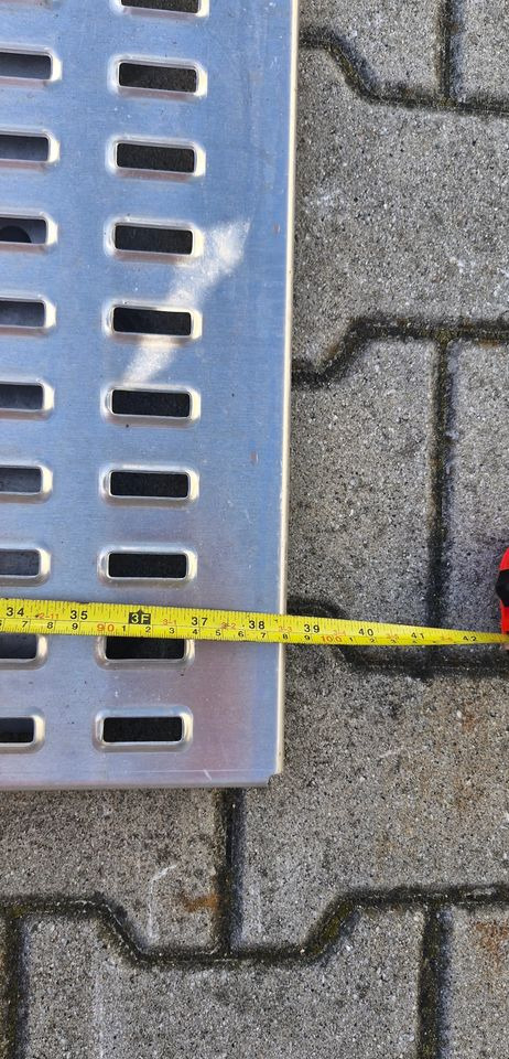 DAF XG XF PODEST BLACHA NOWY - Body and exterior for Truck: picture 2 DAF XG XF PODEST BLACHA NOWY - Body and exterior for Truck: picture 2