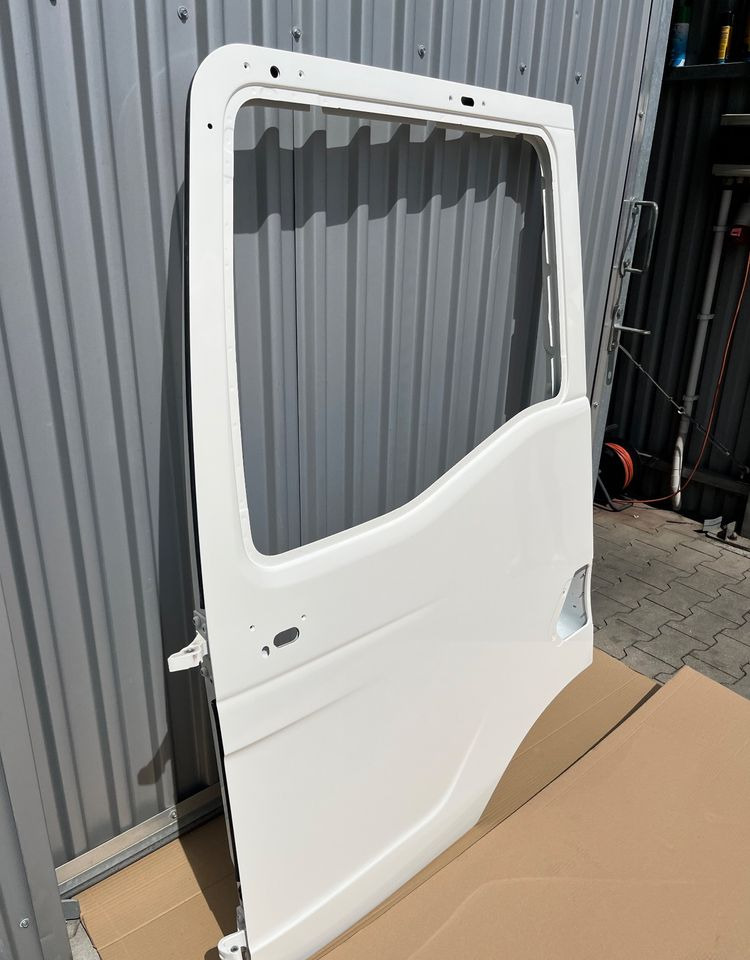 Drzwi lewe MAN TGS TG3 TGM TGL euro 6 drzwi kierowcy nowy model - Body and exterior for Truck: picture 3 Drzwi lewe MAN TGS TG3 TGM TGL euro 6 drzwi kierowcy nowy model - Body and exterior for Truck: picture 3
