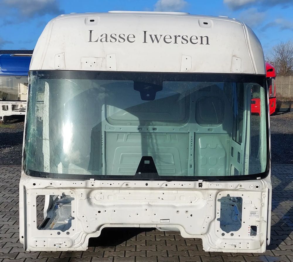 KABINA RENAULT GAMA T WYSOKA 2023R - Cab for Truck: picture 1 KABINA RENAULT GAMA T WYSOKA 2023R - Cab for Truck: picture 1