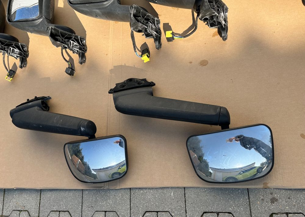 Lustro przednie DAF XG XF nowy model lusterko czołowe - Rear view mirror for Truck: picture 1 Lustro przednie DAF XG XF nowy model lusterko czołowe - Rear view mirror for Truck: picture 1