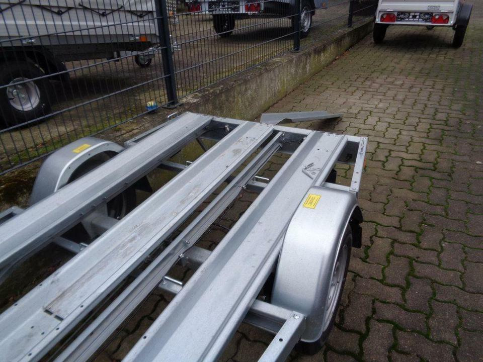 PKW Anhänger, Motoradtransporter, Motorrad Enduro Cross 100 km/h - Motorcycle trailer: picture 5 PKW Anhänger, Motoradtransporter, Motorrad Enduro Cross 100 km/h - Motorcycle trailer: picture 5