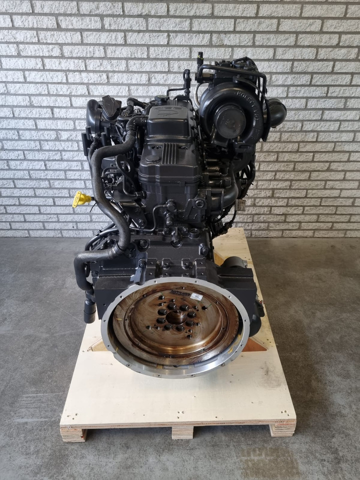 Cummins B6.7 stage 5 CM2350 CPL4834 - Engine for Waste/ Industry handler: picture 5 Cummins B6.7 stage 5 CM2350 CPL4834 - Engine for Waste/ Industry handler: picture 5