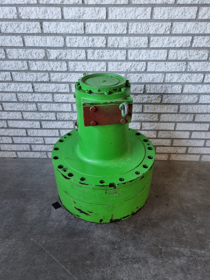 Sennebogen 850 C series Linde swing gear l - Swing motor for Construction machinery: picture 3 Sennebogen 850 C series Linde swing gear l - Swing motor for Construction machinery: picture 3