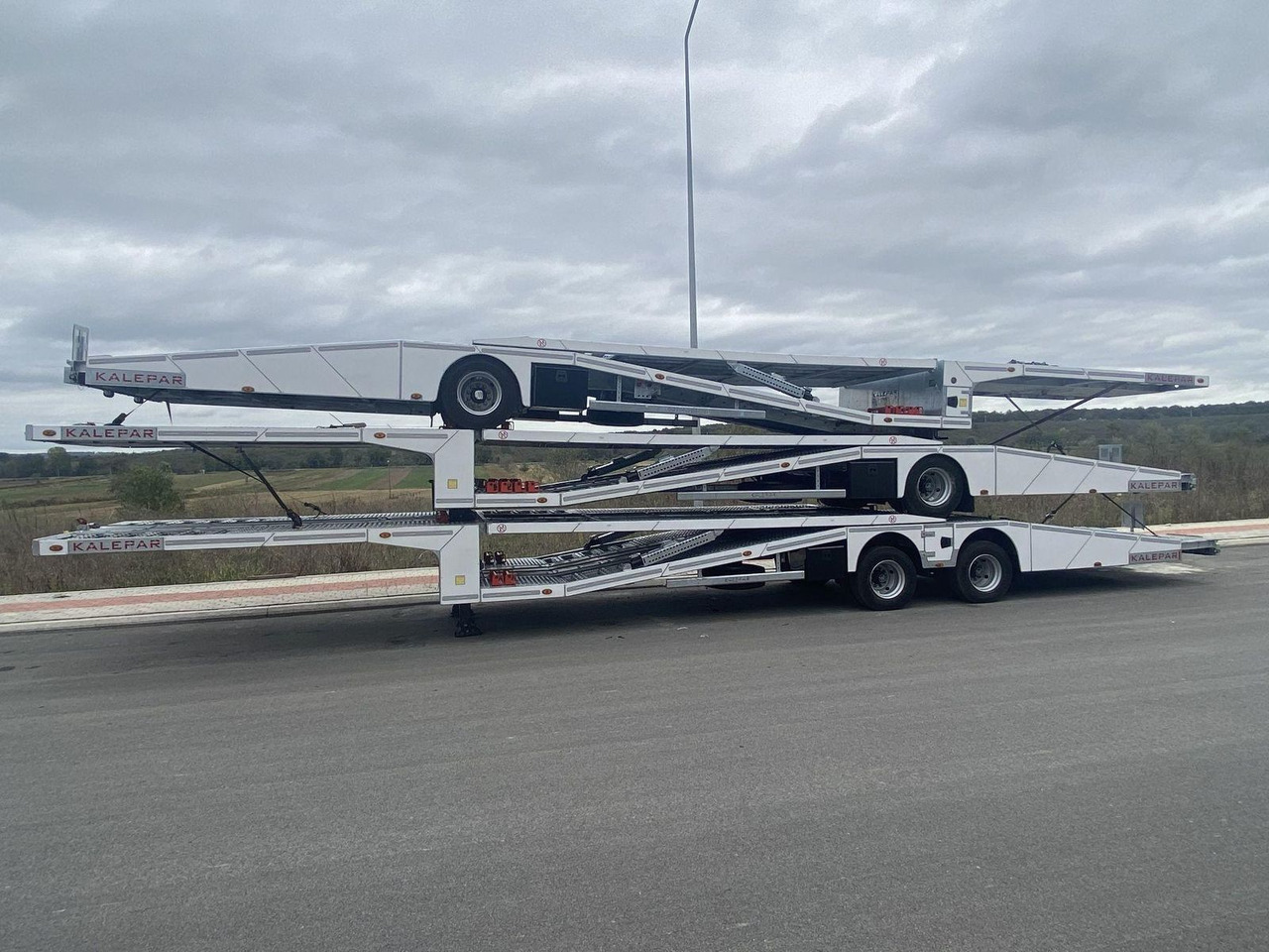KALEPAR KLP228V4 4er-Autotransporter 2xAchse VDI - Autotransporter semi-trailer: picture 5 KALEPAR KLP228V4 4er-Autotransporter 2xAchse VDI - Autotransporter semi-trailer: picture 5