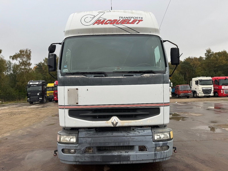 Renault Premium 385 (GRAND PONT / POMPE MANUELLE / PTO / HYDRAULIQUE POUR BENNE) - Tractor unit: picture 2 Renault Premium 385 (GRAND PONT / POMPE MANUELLE / PTO / HYDRAULIQUE POUR BENNE) - Tractor unit: picture 2