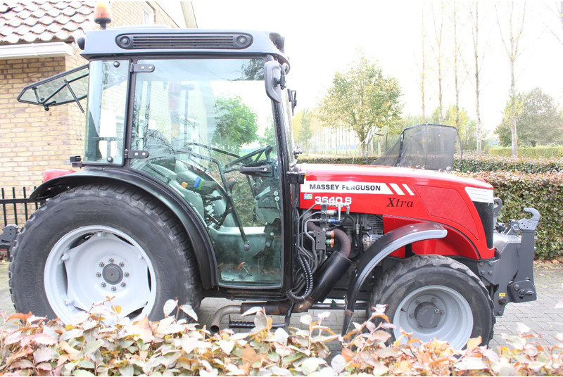 Massey Ferguson 3640 S - Farm tractor: picture 2 Massey Ferguson 3640 S - Farm tractor: picture 2