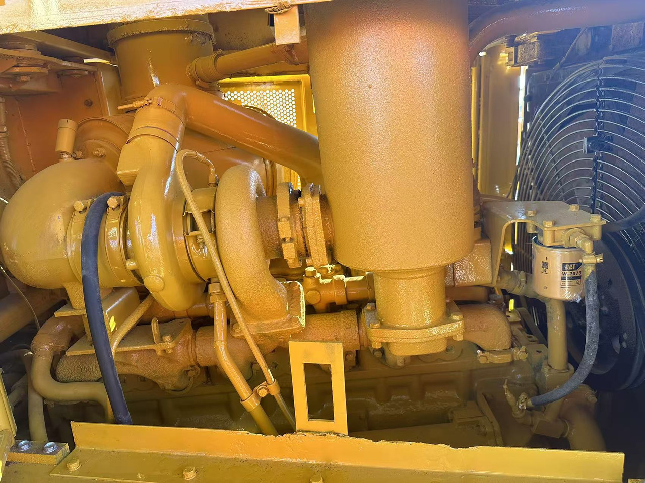 Bulldozer CATERPILLAR D8r [ Copy ] [ Copy ] [ Copy ] [ Copy ] [ Copy ] [ Copy ]: picture 15