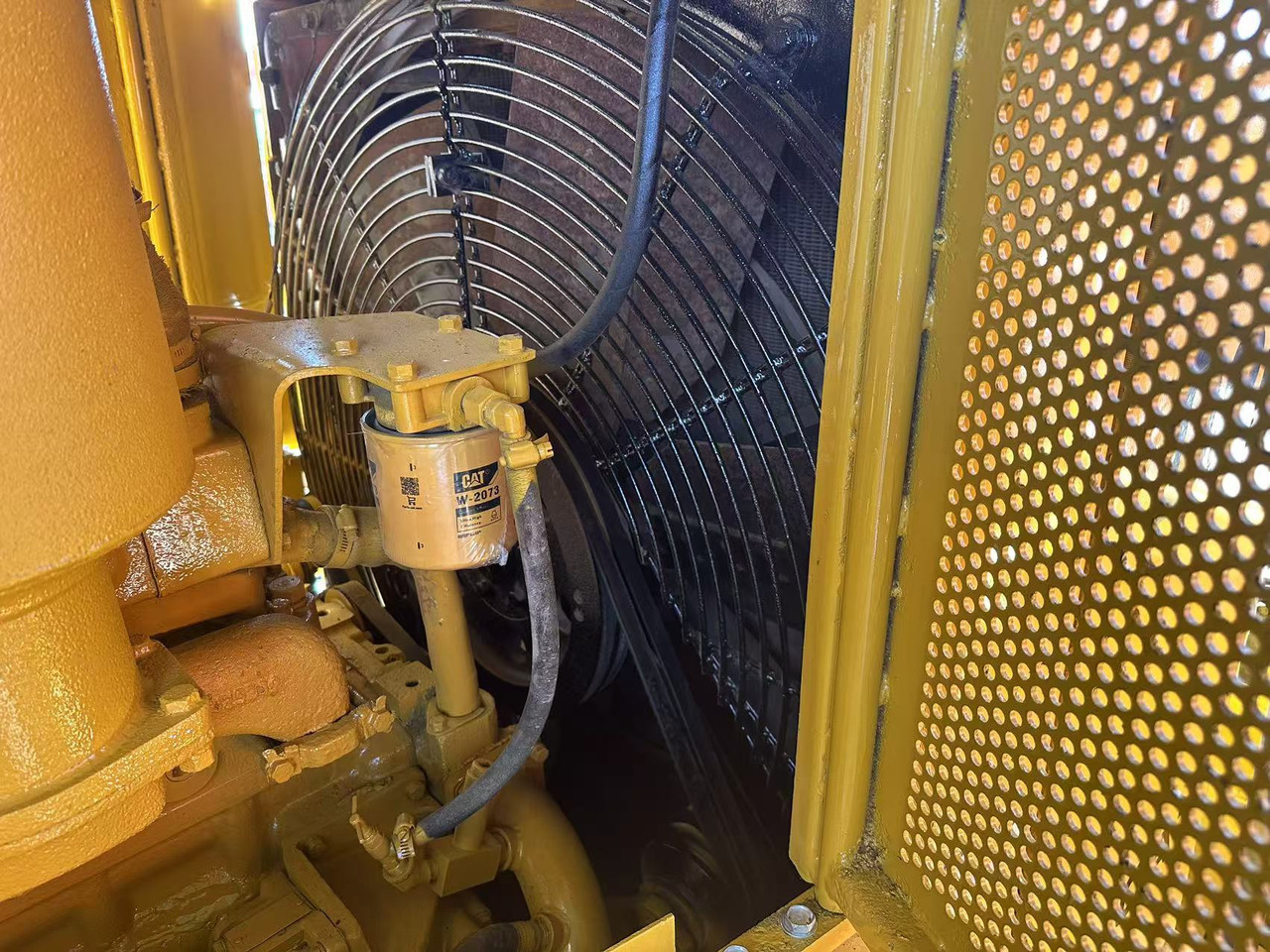 Bulldozer CATERPILLAR D8r [ Copy ] [ Copy ] [ Copy ] [ Copy ] [ Copy ] [ Copy ]: picture 6