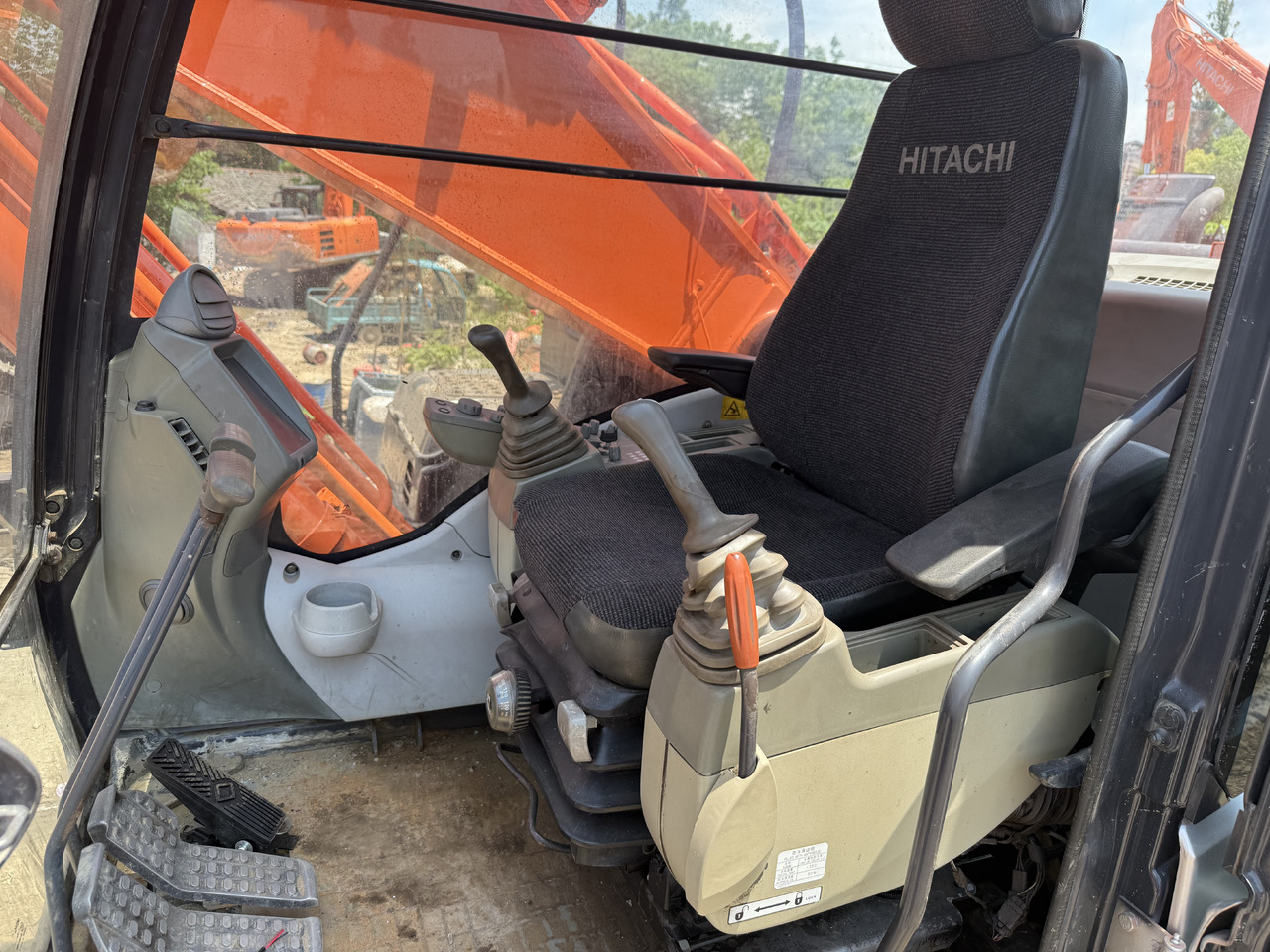 Crawler excavator HITACHI 350-5g [ Copy ] [ Copy ] [ Copy ] [ Copy ]: picture 18