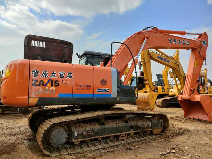 Original Japan Hitachi ZX240 Excavator Hitachi Excavator in Low Price for Hot Sale - Crawler excavator: picture 3 Original Japan Hitachi ZX240 Excavator Hitachi Excavator in Low Price for Hot Sale - Crawler excavator: picture 3