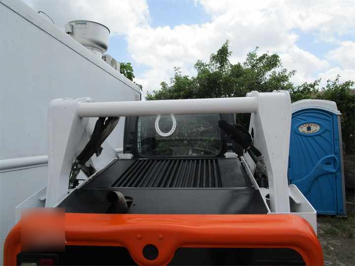 Skid steer loader Used Bobcat T590 Used Skid Steer Loader with Good Condition for Sale S160 S185 S300 S330 T590 3T 4T 5T 2T [ Copy ] [ Copy ] [ Copy ] [ Copy ] [ Copy ]: picture 6