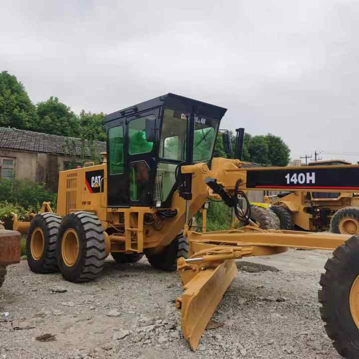 Used CAT 140H Motor Grader From Japan with Excellent Performance Caterpillar 140h in Good Condition for Sale - Grader: picture 5 Used CAT 140H Motor Grader From Japan with Excellent Performance Caterpillar 140h in Good Condition for Sale - Grader: picture 5