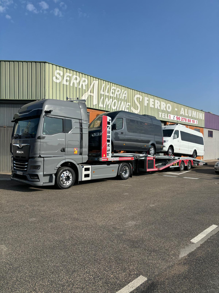 MAN TGX - Autotransporter truck: picture 1 MAN TGX - Autotransporter truck: picture 1