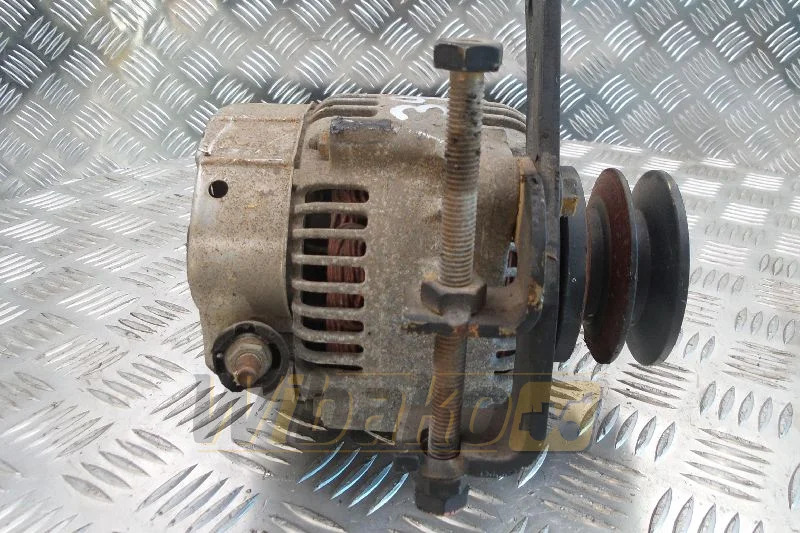 Denso QSB3.3 600-861-6510/C6008611611 - Alternator for Construction machinery: picture 1 Denso QSB3.3 600-861-6510/C6008611611 - Alternator for Construction machinery: picture 1