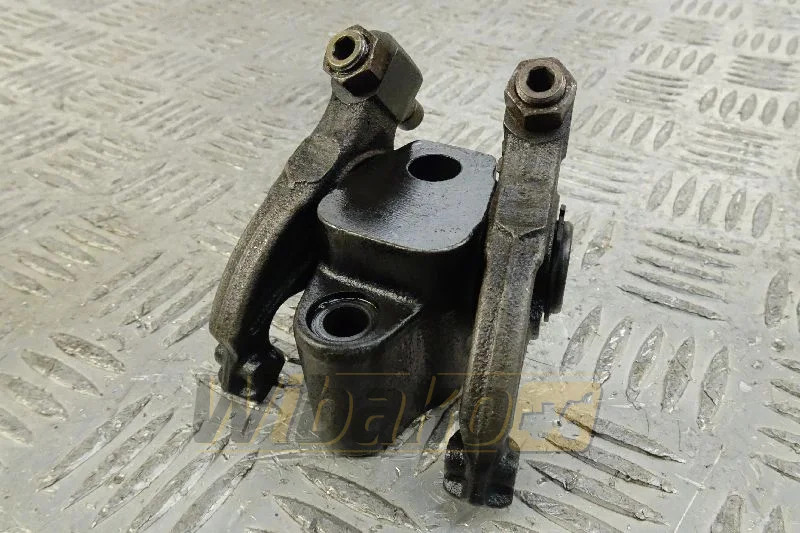 Deutz 04195922 - Cylinder head for Construction machinery: picture 1 Deutz 04195922 - Cylinder head for Construction machinery: picture 1