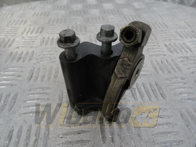 Deutz 04288503 - Cylinder head for Construction machinery: picture 1 Deutz 04288503 - Cylinder head for Construction machinery: picture 1