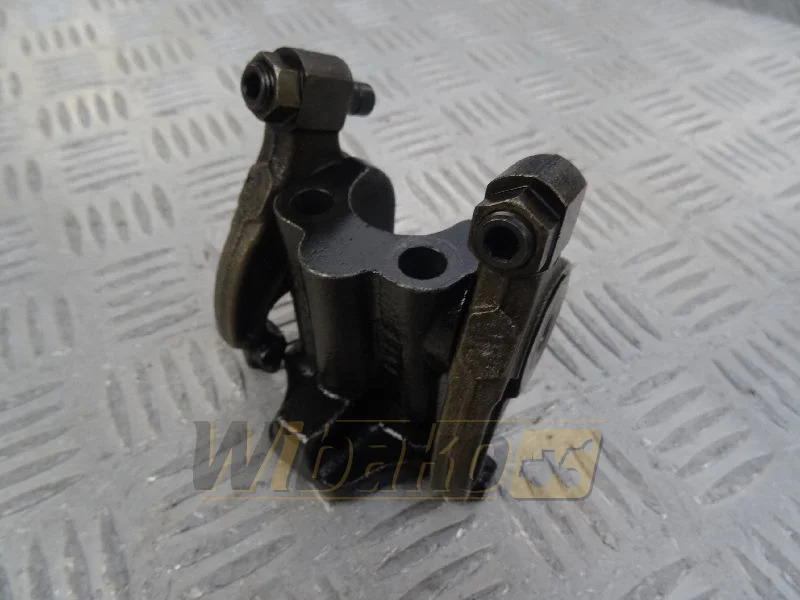 Deutz 04515734 - Cylinder head for Construction machinery: picture 1 Deutz 04515734 - Cylinder head for Construction machinery: picture 1