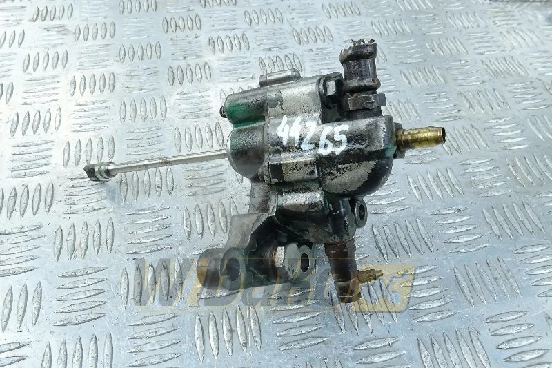 Volvo 05W183 20411997/20440371 - Fuel pump for Construction machinery: picture 1 Volvo 05W183 20411997/20440371 - Fuel pump for Construction machinery: picture 1
