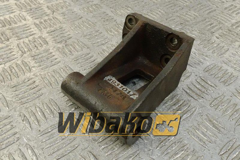 Wspornik alternatora Cummins 3955179 - Alternator for Construction machinery: picture 1 Wspornik alternatora Cummins 3955179 - Alternator for Construction machinery: picture 1