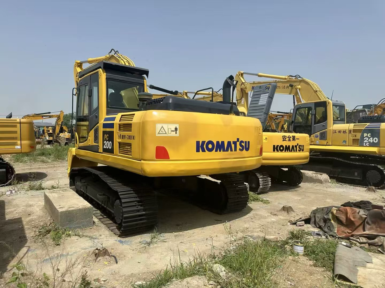 Leasing of KOMATSU 200-8 KOMATSU 200-8: picture 8