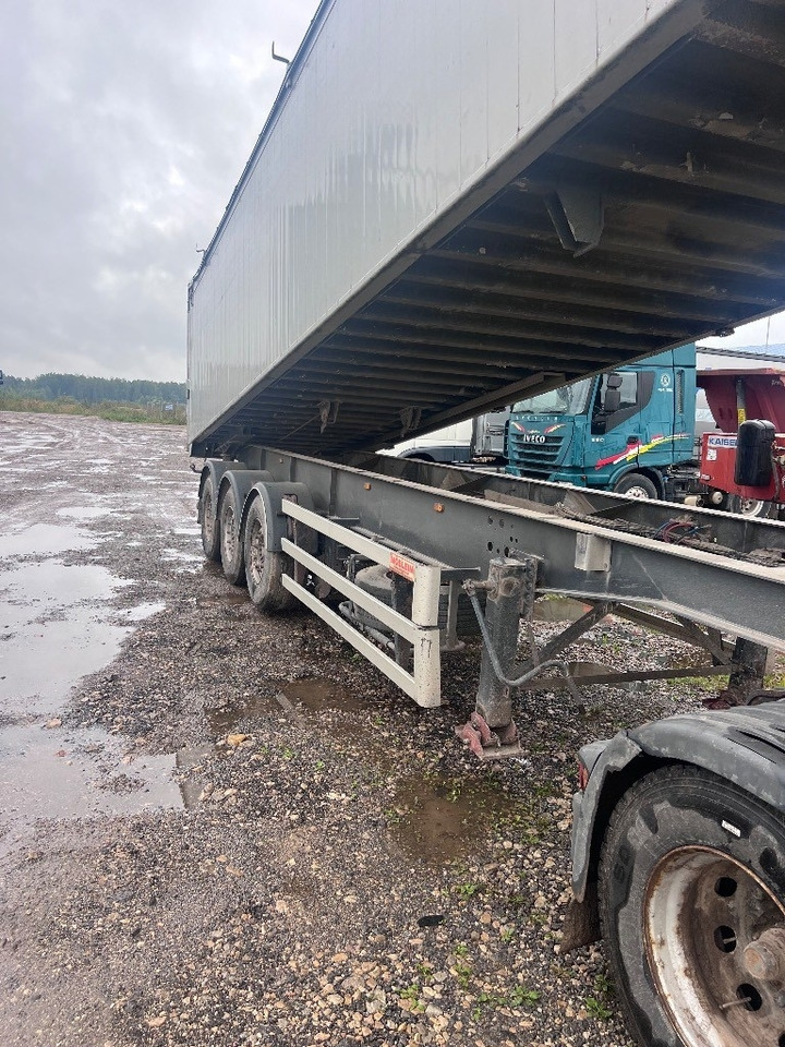 Wielton 45M3 - Farm tipping trailer/ Dumper: picture 5 Wielton 45M3 - Farm tipping trailer/ Dumper: picture 5