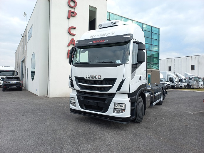 IVECO AS260S48 - Cab chassis truck: picture 4 IVECO AS260S48 - Cab chassis truck: picture 4