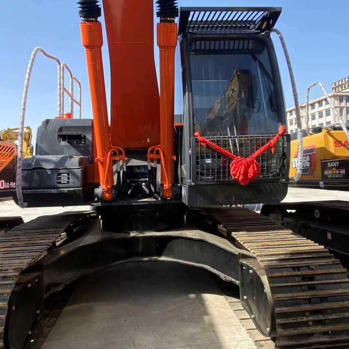 Hitachi Brand Zx210 Crawler Excavator 21tons Digger for Sale Used Hitachi Zx200 210 350 Excavator in Stock on Sale - Excavator: picture 1 Hitachi Brand Zx210 Crawler Excavator 21tons Digger for Sale Used Hitachi Zx200 210 350 Excavator in Stock on Sale - Excavator: picture 1