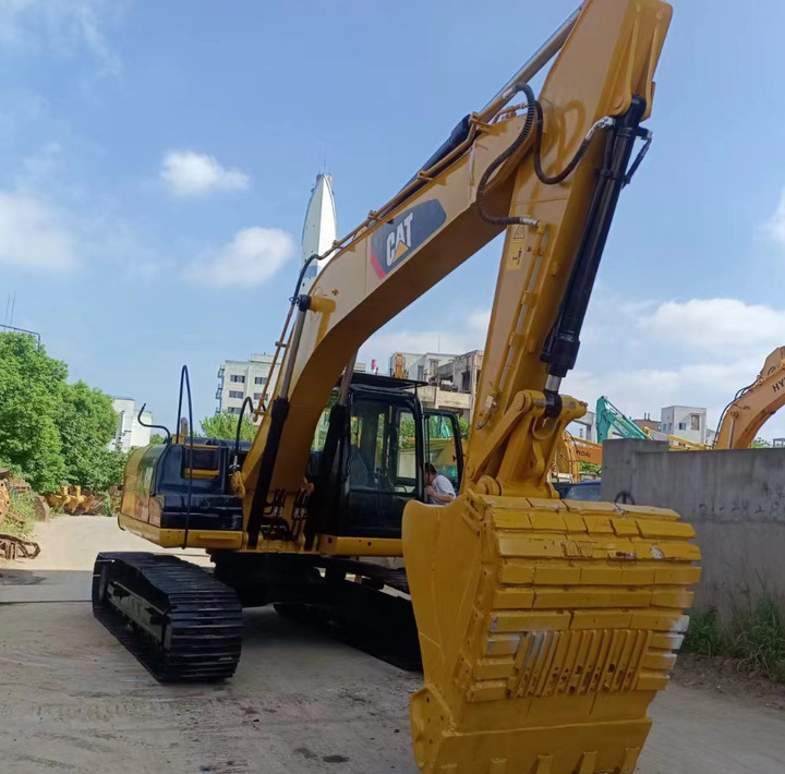 Original CAT 320D Used Excavators Machine CAT 320D 320B Crawler Excavator 20tons Construction Machinery Price - Crawler excavator: picture 1 Original CAT 320D Used Excavators Machine CAT 320D 320B Crawler Excavator 20tons Construction Machinery Price - Crawler excavator: picture 1