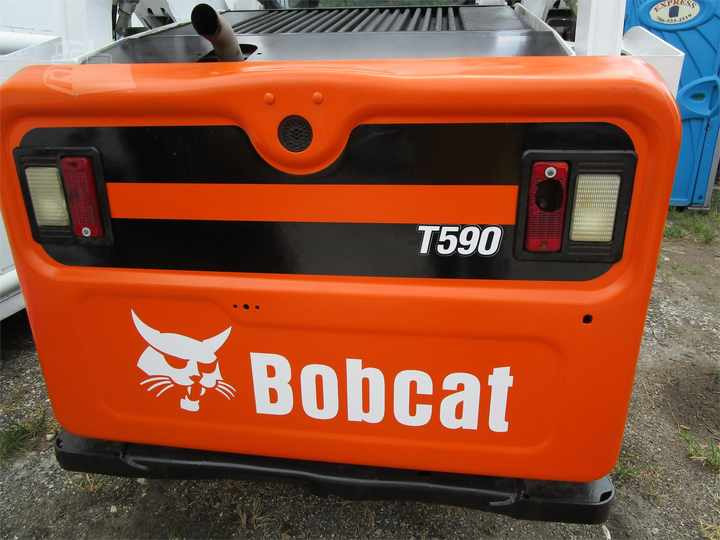 Used Bobcat T590 Used Skid Steer Loader with Good Condition for Sale S160 S185 S300 S330 T590 3T 4T 5T 2T - Skid steer loader: picture 3 Used Bobcat T590 Used Skid Steer Loader with Good Condition for Sale S160 S185 S300 S330 T590 3T 4T 5T 2T - Skid steer loader: picture 3