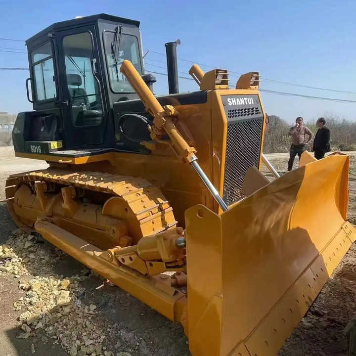 Used China Made SD16 Construction Machinery Shantui SD16 Crawler Bulldozer Earthmoving Machine Used Bulldozer - Bulldozer: picture 2 Used China Made SD16 Construction Machinery Shantui SD16 Crawler Bulldozer Earthmoving Machine Used Bulldozer - Bulldozer: picture 2