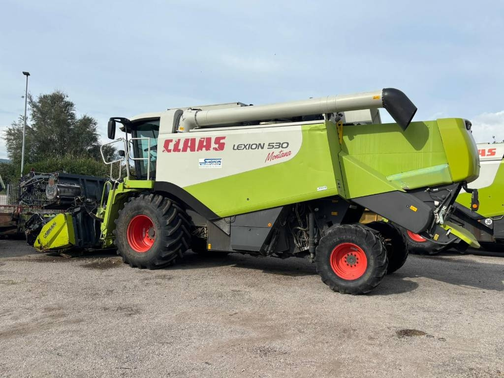 Claas Lexion 530 Montana - Combine harvester: picture 1 Claas Lexion 530 Montana - Combine harvester: picture 1