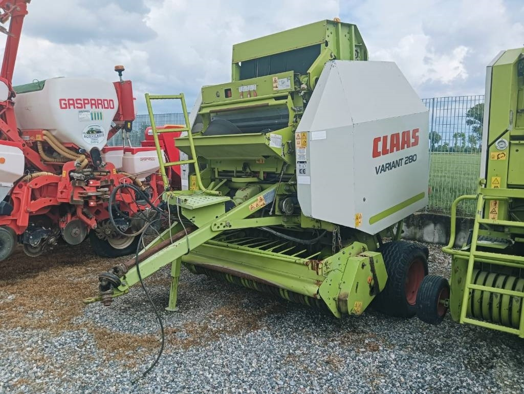 Claas Variant 280 - Round baler: picture 3 Claas Variant 280 - Round baler: picture 3