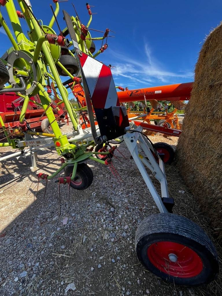 Claas Volto 900 T - Tedder/ Rake: picture 1 Claas Volto 900 T - Tedder/ Rake: picture 1