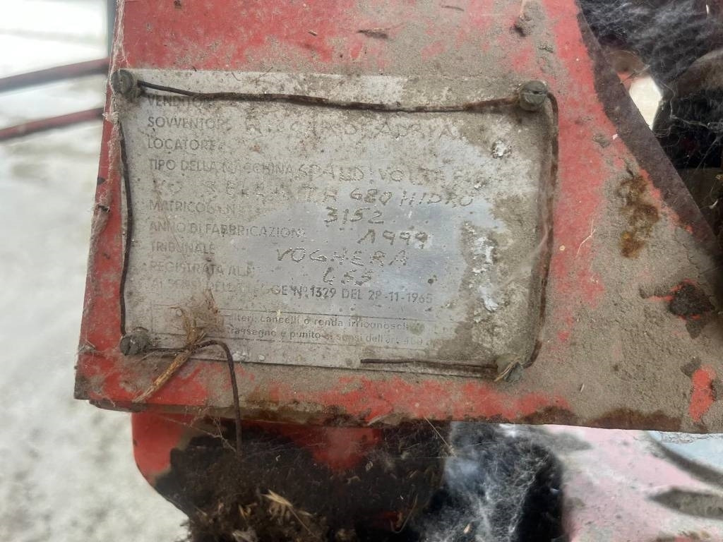 Lely TH 680  - Tedder/ Rake: picture 2 Lely TH 680  - Tedder/ Rake: picture 2