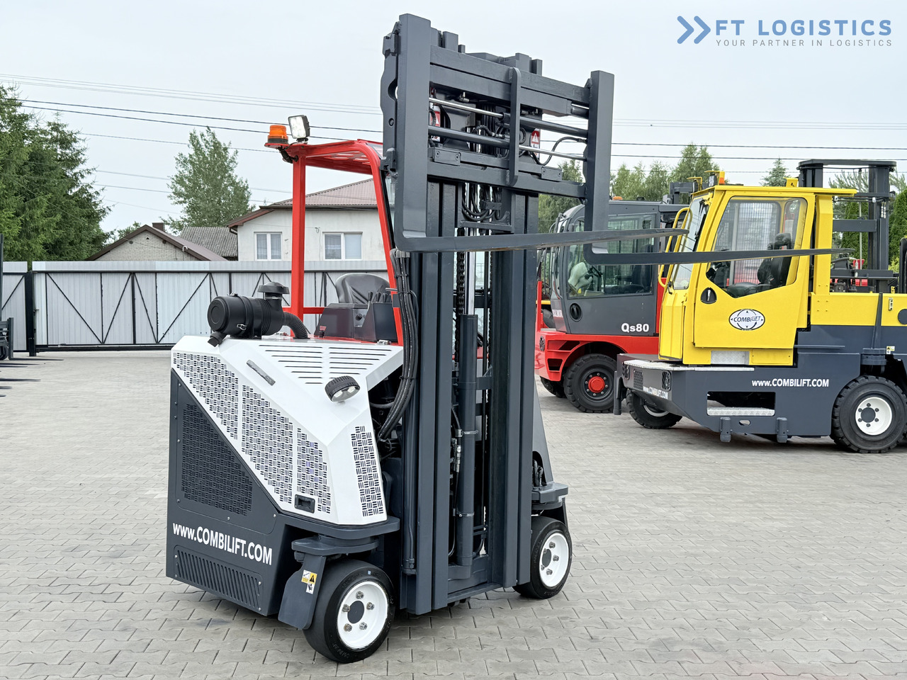 4-way reach truck COMBILIFT Combilift C3000CB – TRIPLEX 6000mm – Year 2016 / Only 2,161 hours / Free Lift / Fork Positioner / Diesel: picture 22