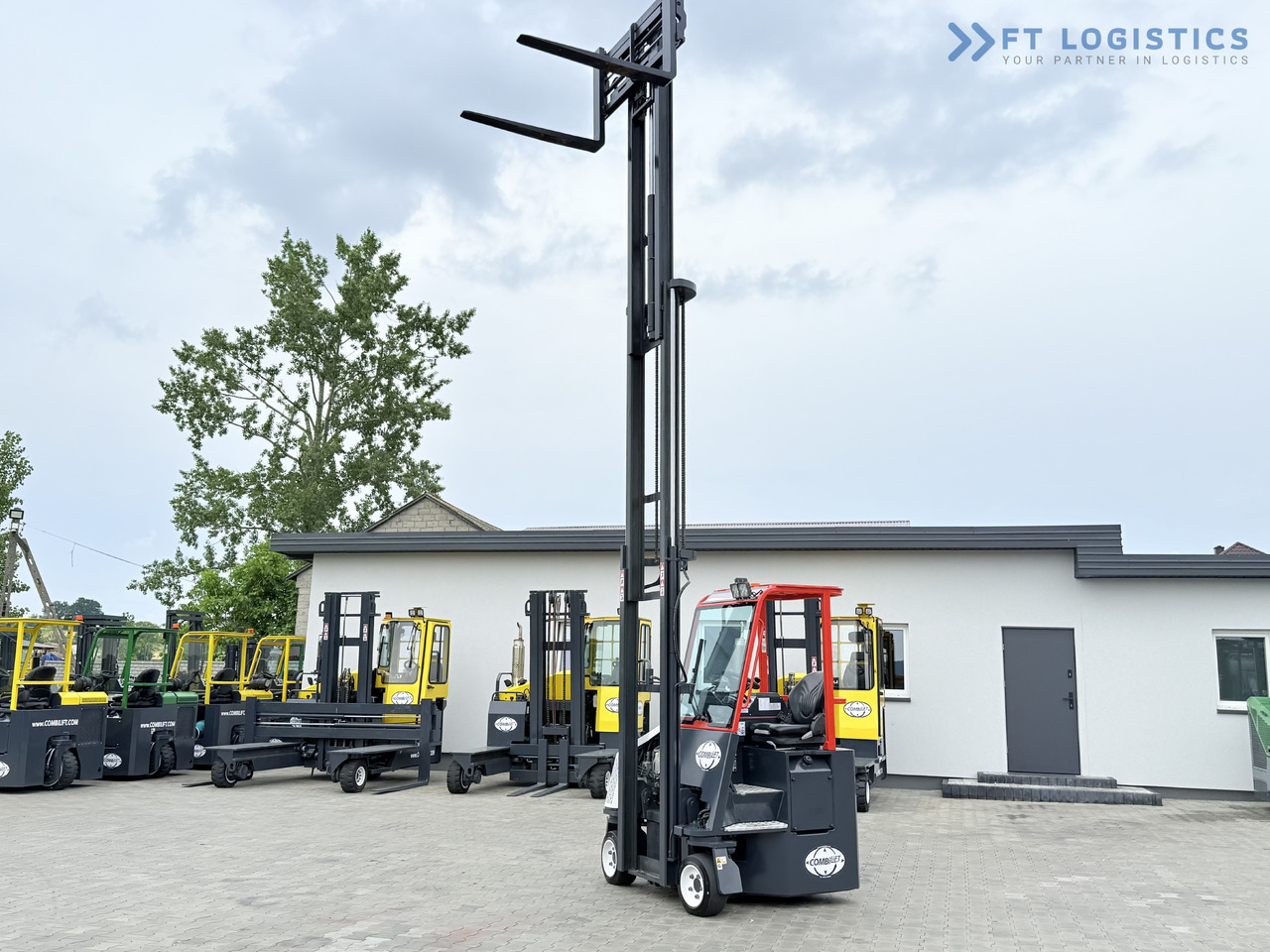 4-way reach truck COMBILIFT Combilift C3000CB – TRIPLEX 6000mm – Year 2016 / Only 2,161 hours / Free Lift / Fork Positioner / Diesel: picture 31