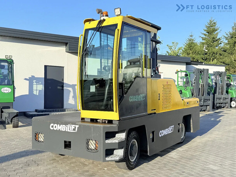 Combilift C5000FSL / DIESEL / DUPLEX - 4000MM / FREE-LIFT / CABIN / A wide range of four-way and side loaders, tailored to diverse needs a - Side loader: picture 3 Combilift C5000FSL / DIESEL / DUPLEX - 4000MM / FREE-LIFT / CABIN / A wide range of four-way and side loaders, tailored to diverse needs a - Side loader: picture 3