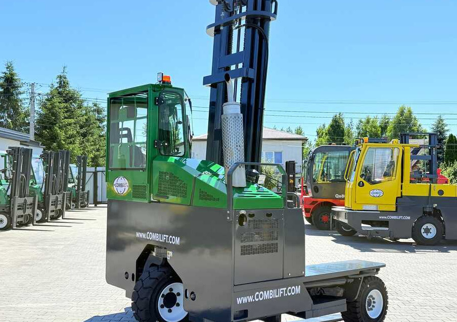 Combilift C5000XL / DIESEL / DUPLEX - 5500MM / FULL CABIN / NEW TYRES / HEATING - 4-way reach truck: picture 5 Combilift C5000XL / DIESEL / DUPLEX - 5500MM / FULL CABIN / NEW TYRES / HEATING - 4-way reach truck: picture 5
