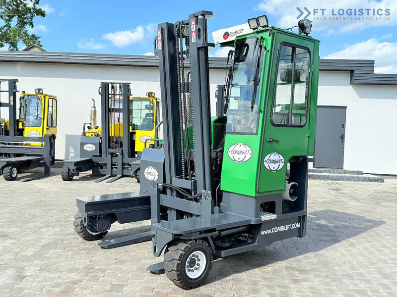 Combilift COMBILIFT C3500 – DUPLEX 4100mm – Year 2016 – 6779 hours – GAS – EXTENDABLE FORKS 800 / 1100MM – CABIN – HEATING + AIR CONDITION - 4-way reach truck: picture 2 Combilift COMBILIFT C3500 – DUPLEX 4100mm – Year 2016 – 6779 hours – GAS – EXTENDABLE FORKS 800 / 1100MM – CABIN – HEATING + AIR CONDITION - 4-way reach truck: picture 2