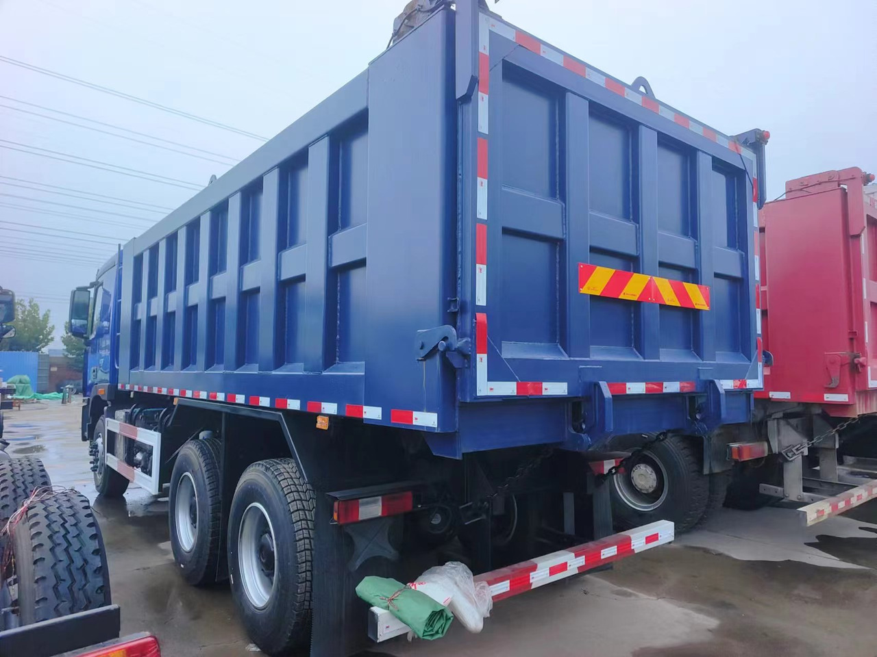 Auman Auman 6*4 dump truck - Tipper: picture 3 Auman Auman 6*4 dump truck - Tipper: picture 3