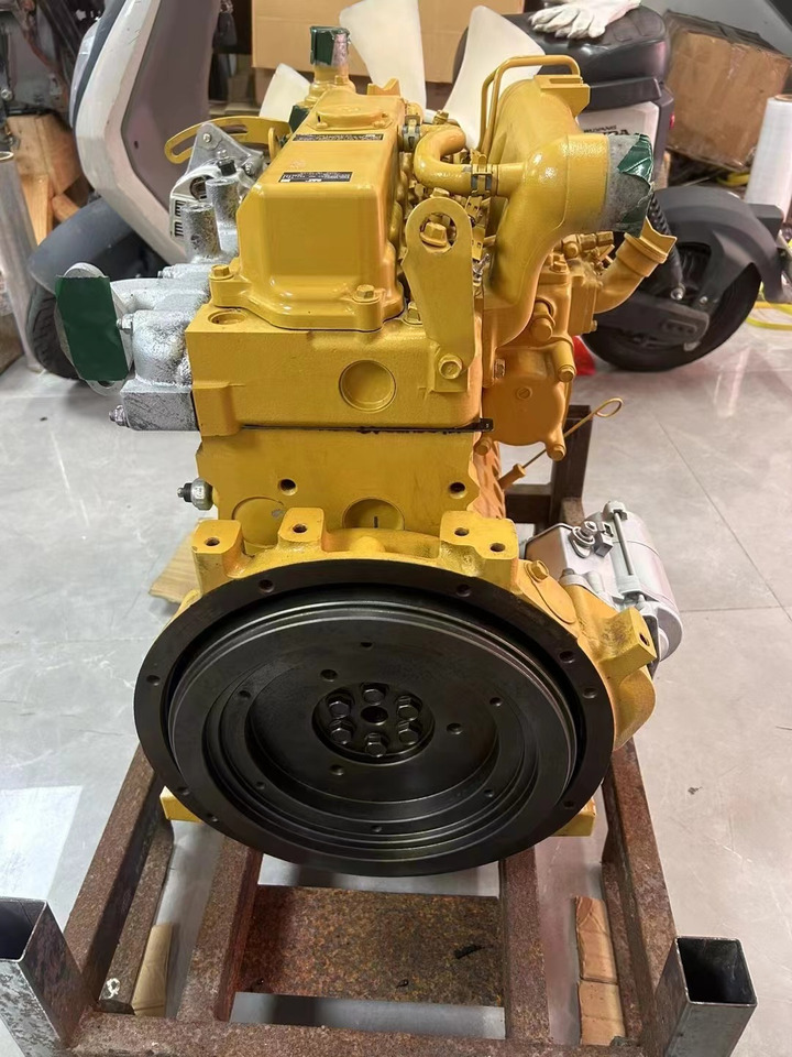 CATERPILLAR C2.4 - Engine for Attachment: picture 1 CATERPILLAR C2.4 - Engine for Attachment: picture 1